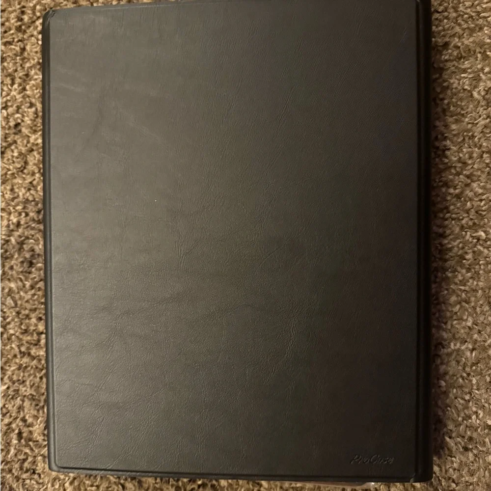 I’m selling iPad Pro 12.9 case brand new just for you